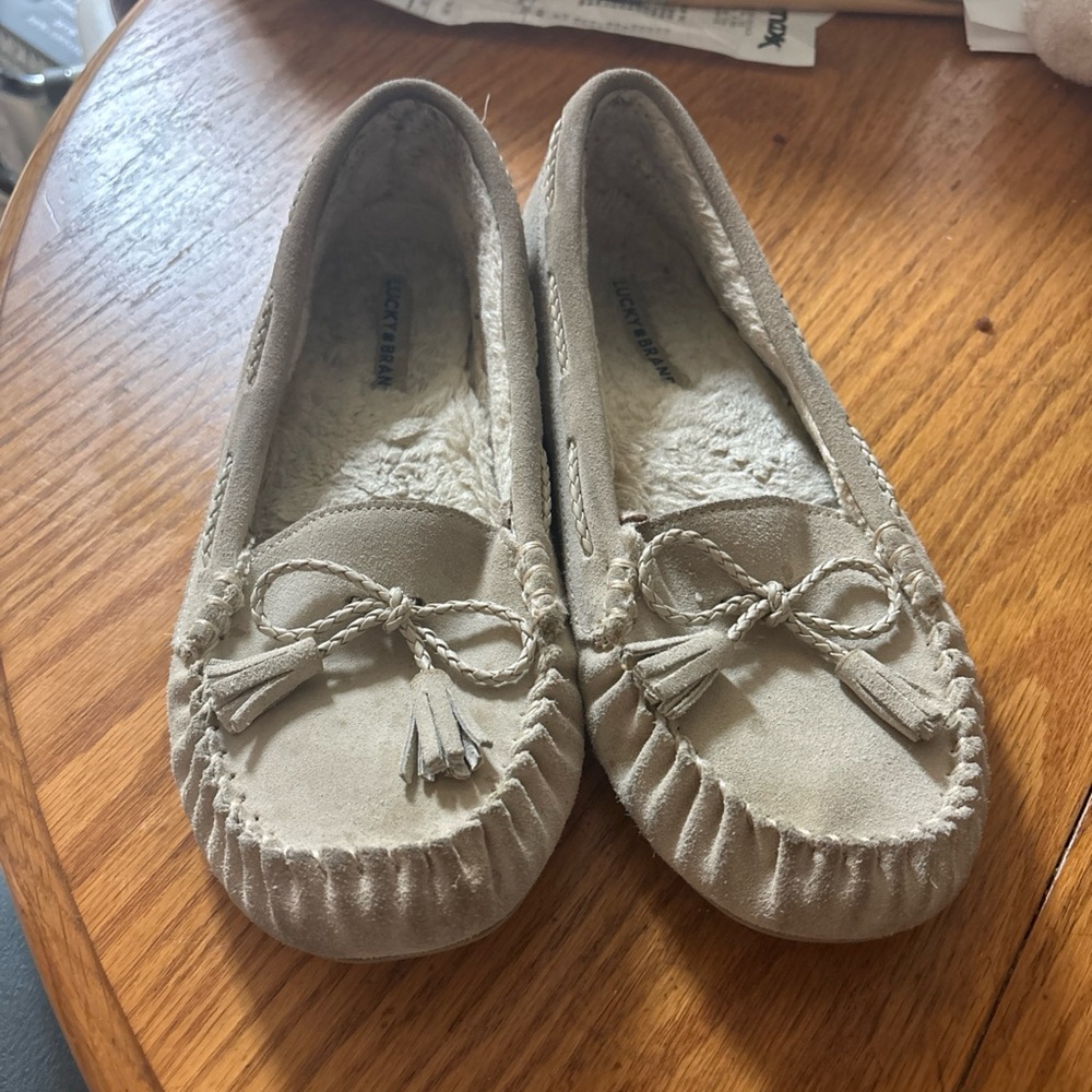 Lucky Brand Cream Moccasins with Bow Accent